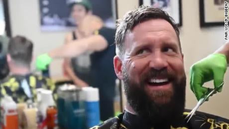 Pennsylvania governor upset with Ben Roethlisberger after he gets haircut with barbershops still closed