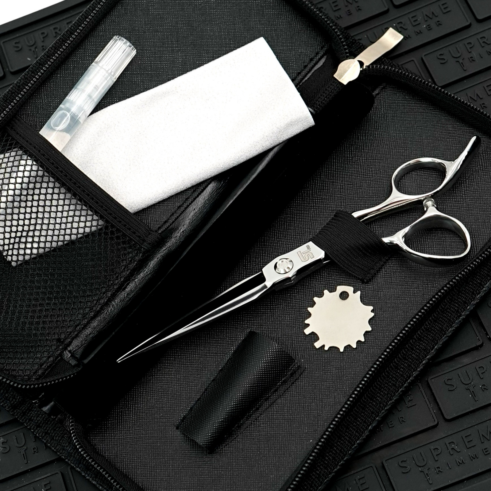 Supreme Trimmer Darkstar barber shears – adjustable tension detail