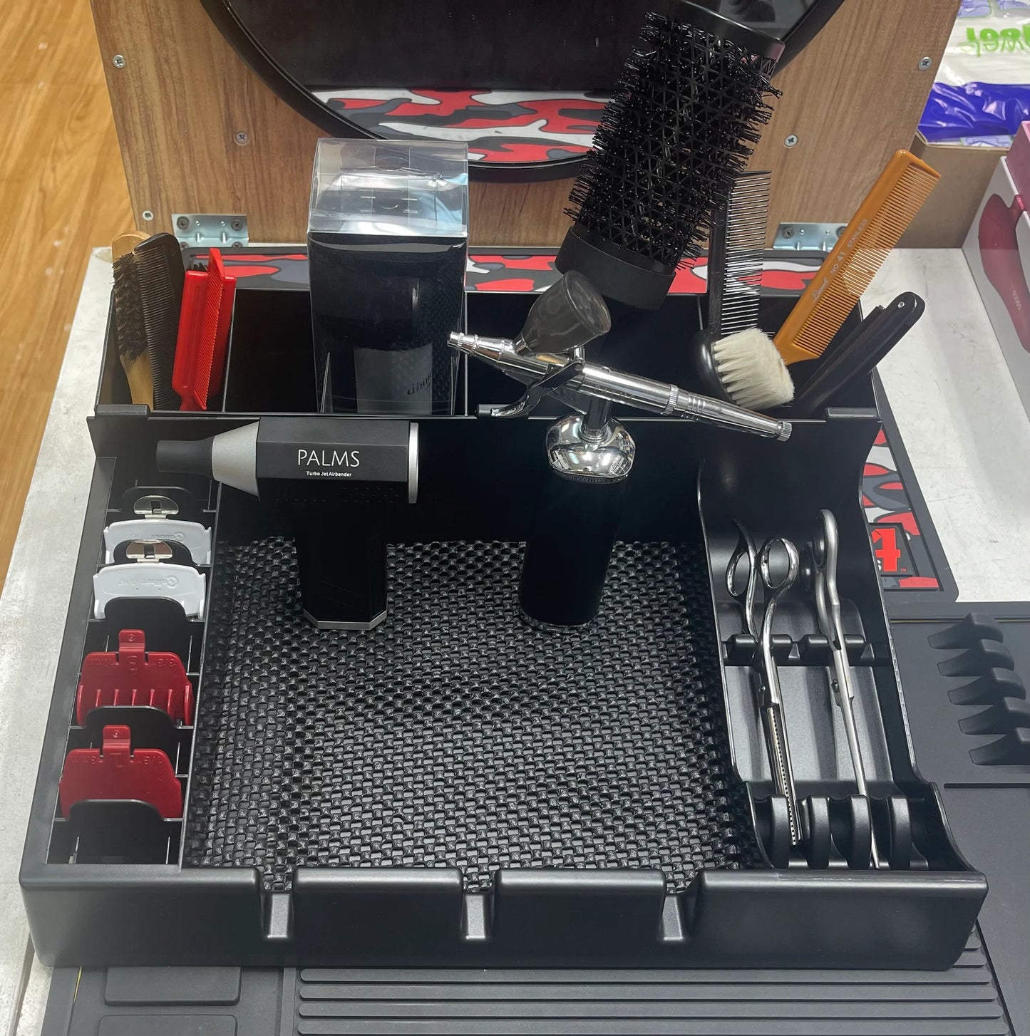 Clipper & Scissor Storage Case – Portable Station with Silicone Mat
