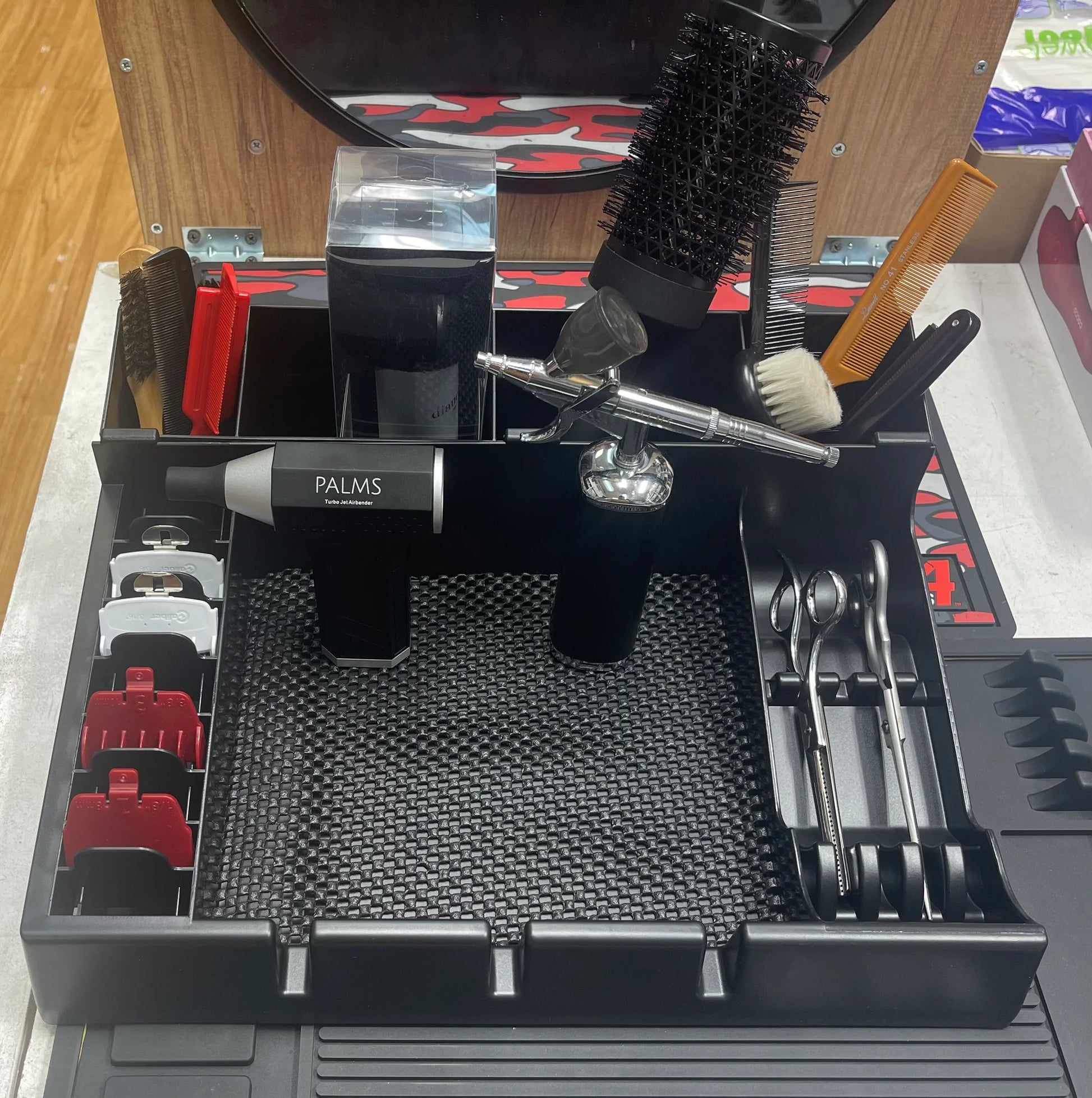 Clipper & Scissor Storage Case – Portable Station with Silicone Mat
