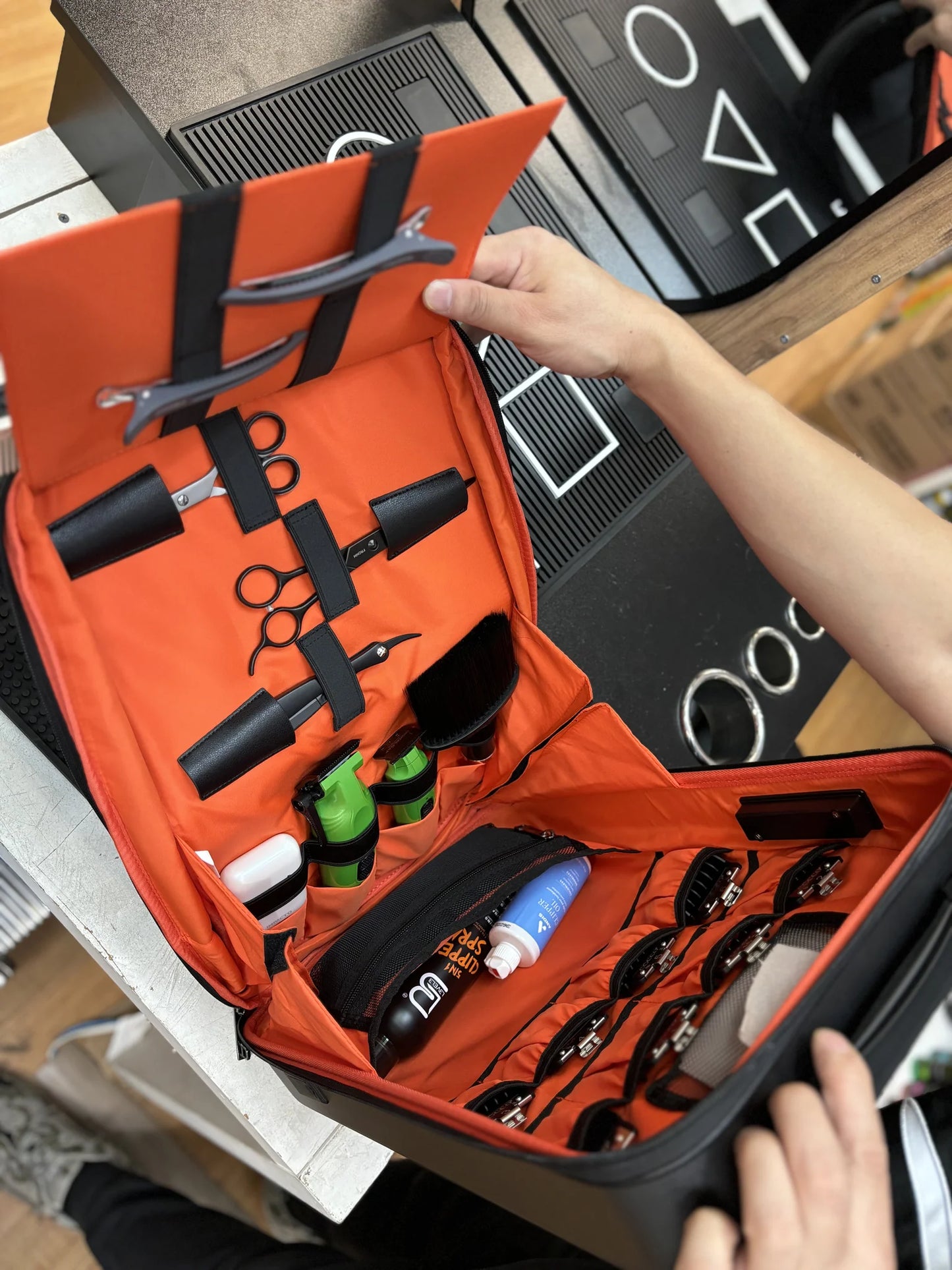 Cocco Barber Mobile Workstation – Urban Barber Backpack