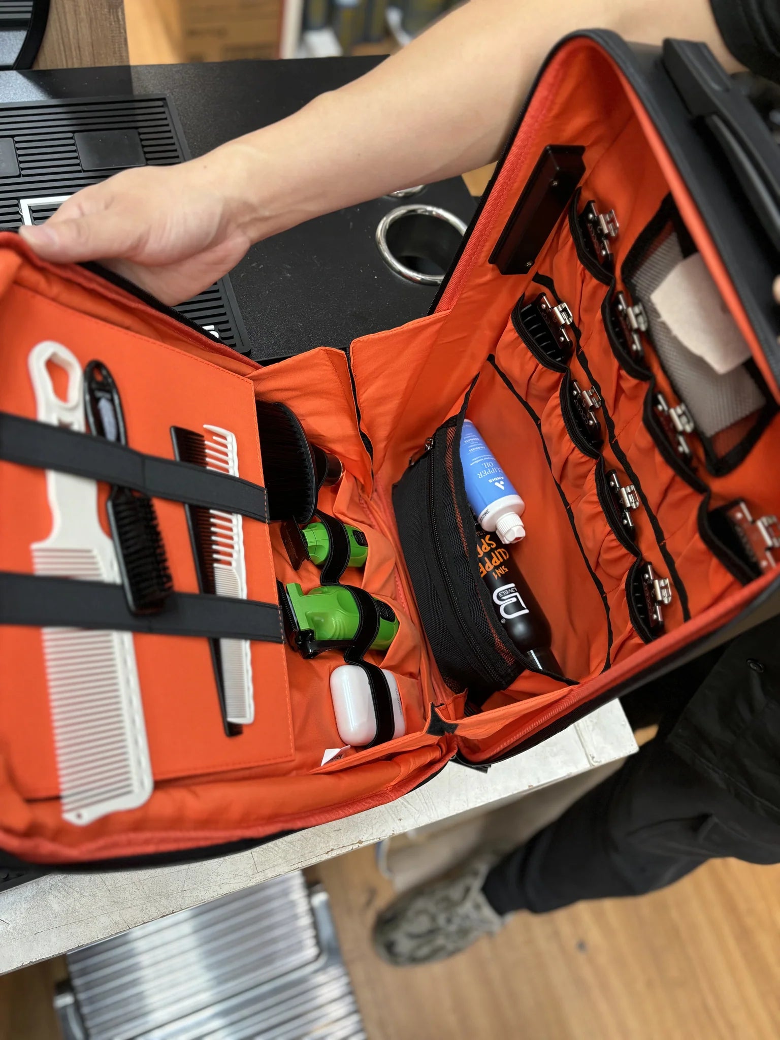 Cocco Barber Mobile Workstation – Urban Barber Backpack