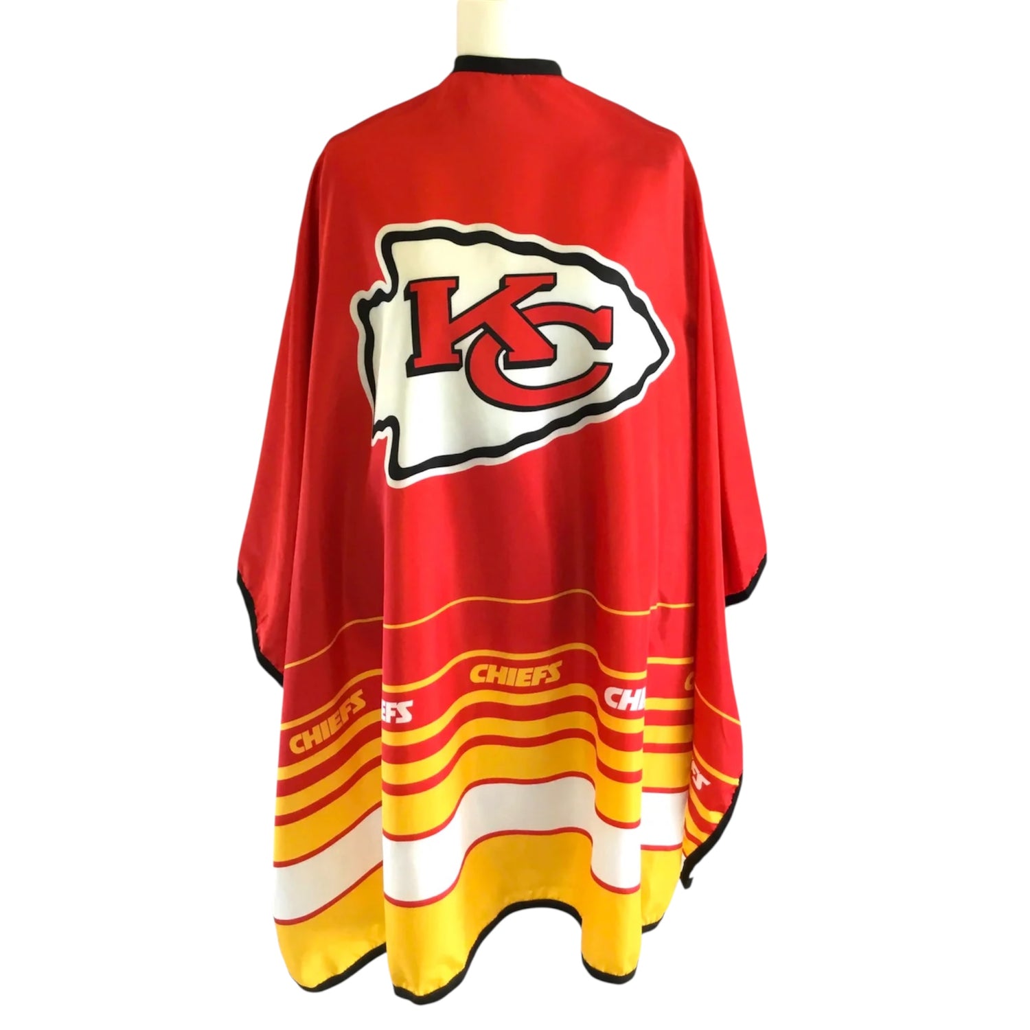 OFFICIALLY LICENSED NFL BARBER CAPES