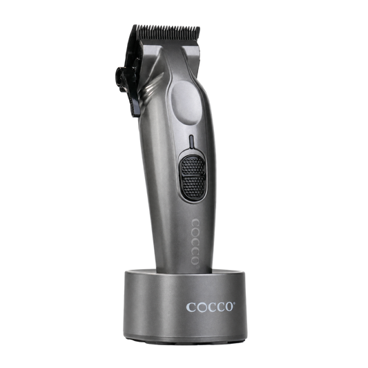 COCCO Hyper Veloce Pro Clipper in matte grey with charging base