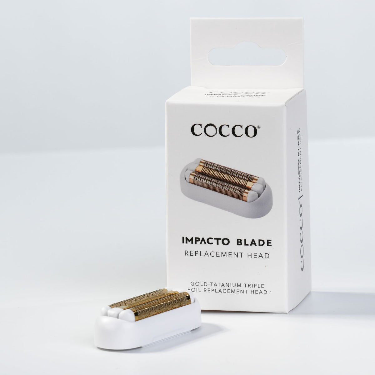 Cocco Impacto white replacement foil head with packaging