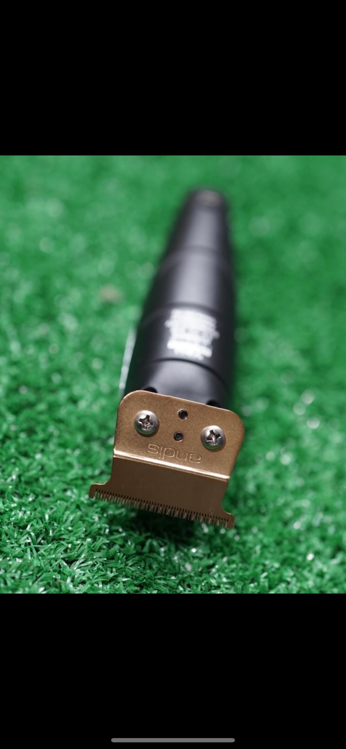 Philthy Blendz Gamma Hitter/Rebel 2.0 to Andis GTX Cam – modified trimmer with GoldFX blade close-up